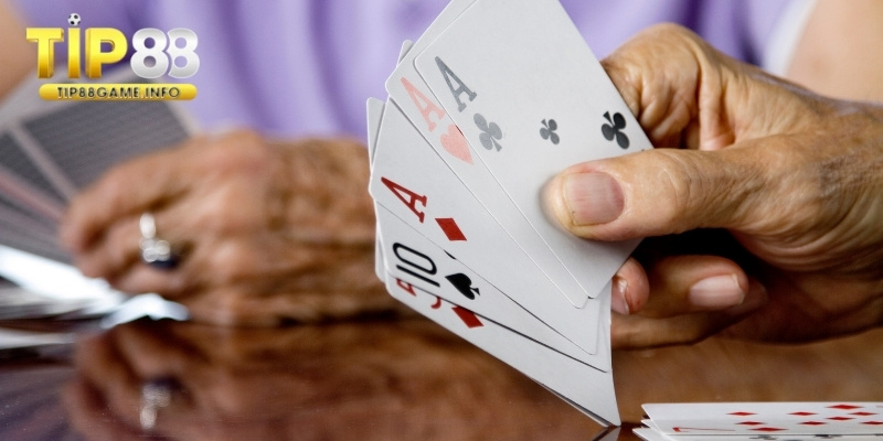 Tổng quan sơ lược về cách chơi bài liêng